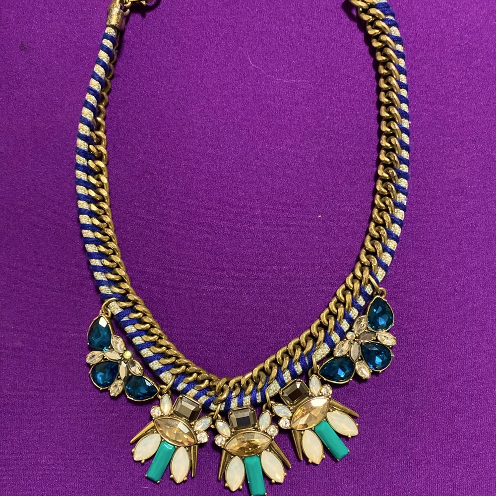 Beautiful J Crew statement necklace with rope detail on chain.